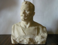 Скульптурный портрет Ивана Поддубного